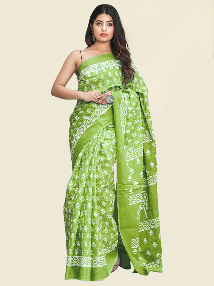 Buta Buti Green Colour Floral Printed Pure Cotton Saree