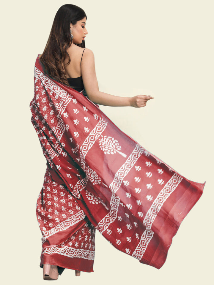 Buta Buti Red Colour Floral Printed Pure Cotton Saree