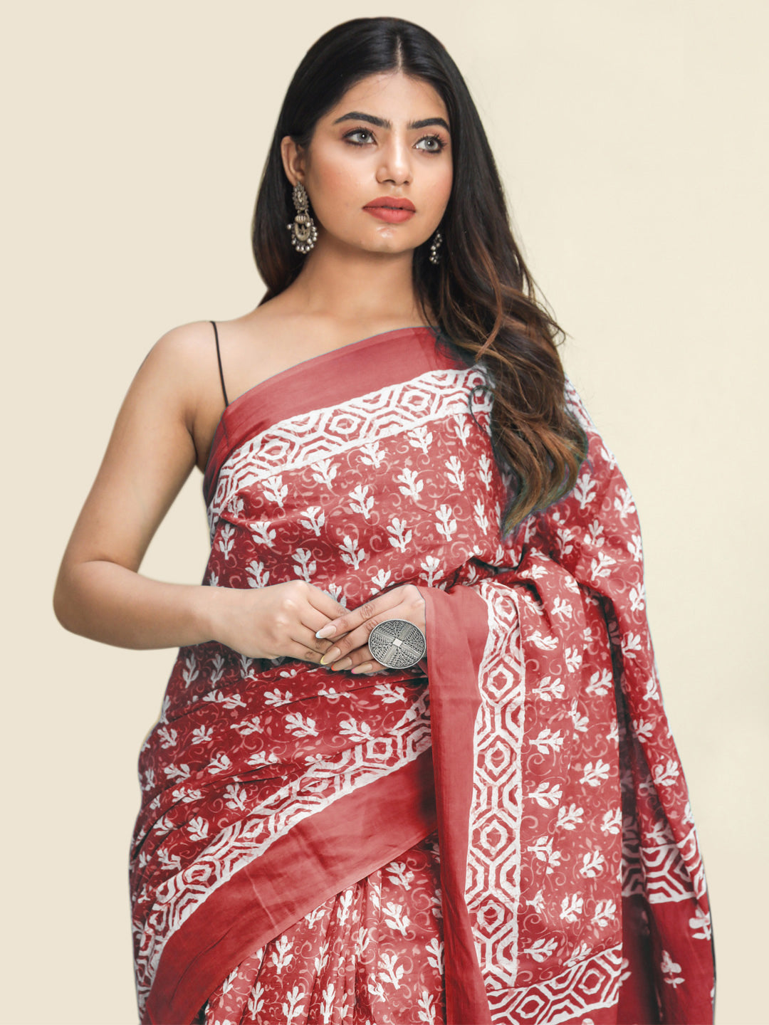 Buta Buti Red Colour Floral Printed Pure Cotton Saree