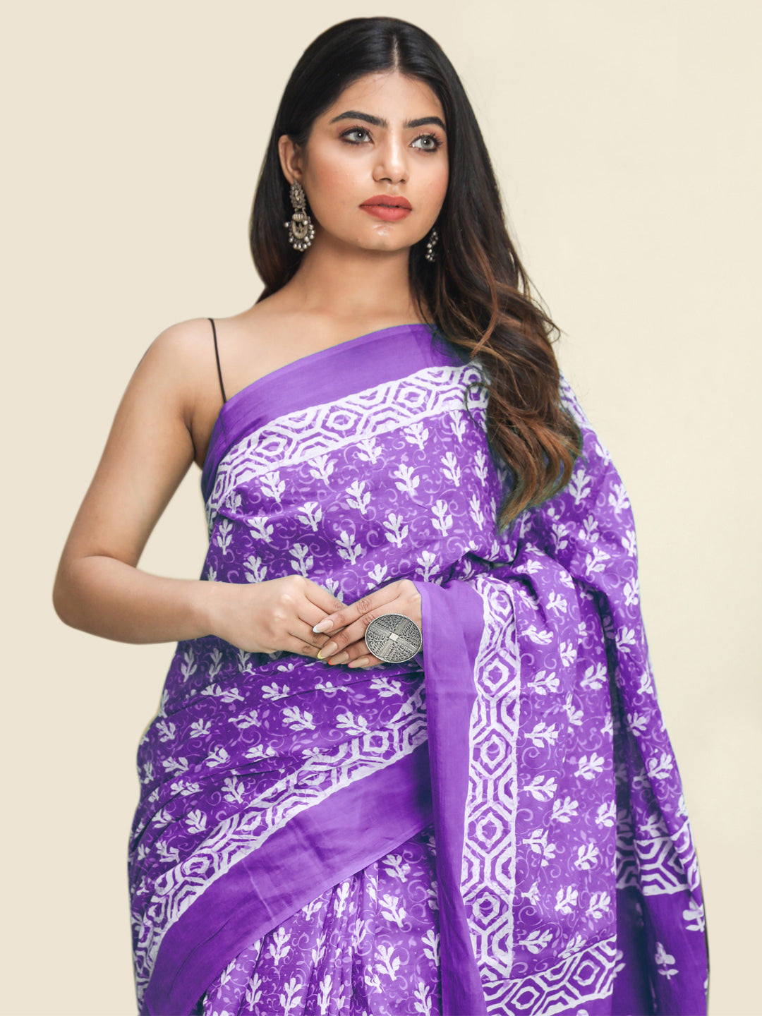 Buta Buti Purple Colour Floral Printed Pure Cotton Saree