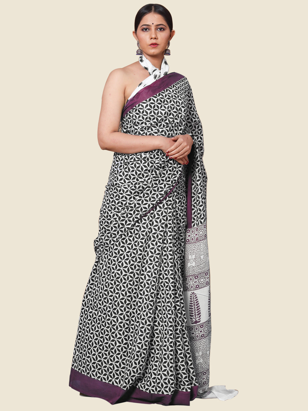 Buta Buti Lavender Colour Floral Printed Pure Cotton Saree