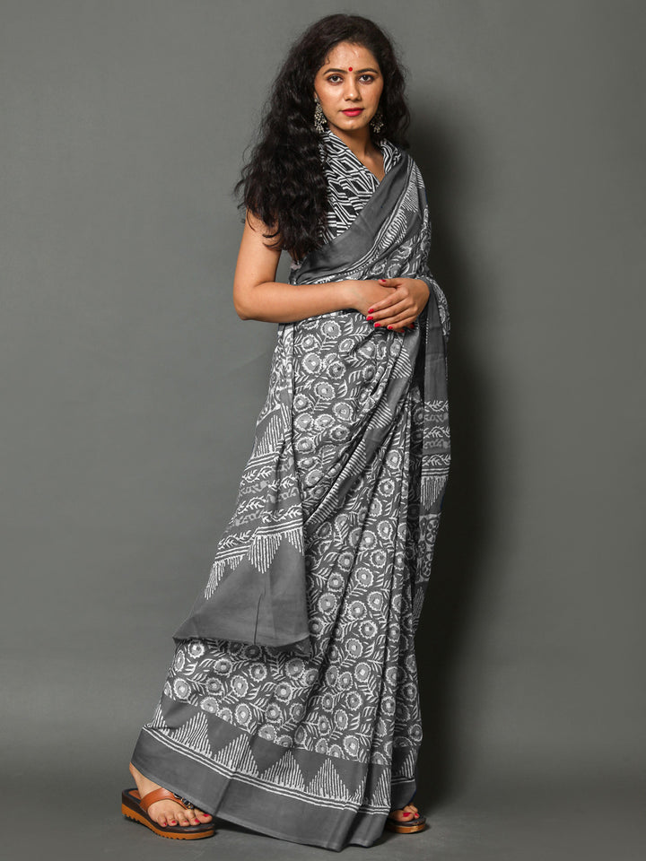 Buta Buti Grey Colour Floral Printed Pure Cotton Saree