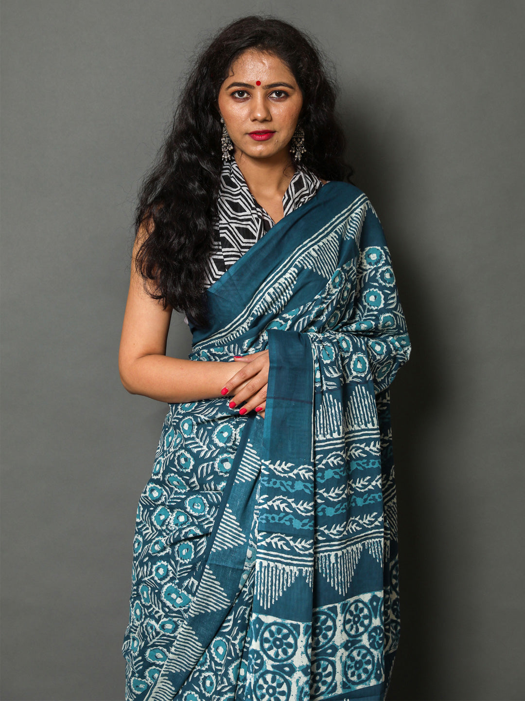 Buta Buti Blue Colour Floral Printed Pure Cotton Saree