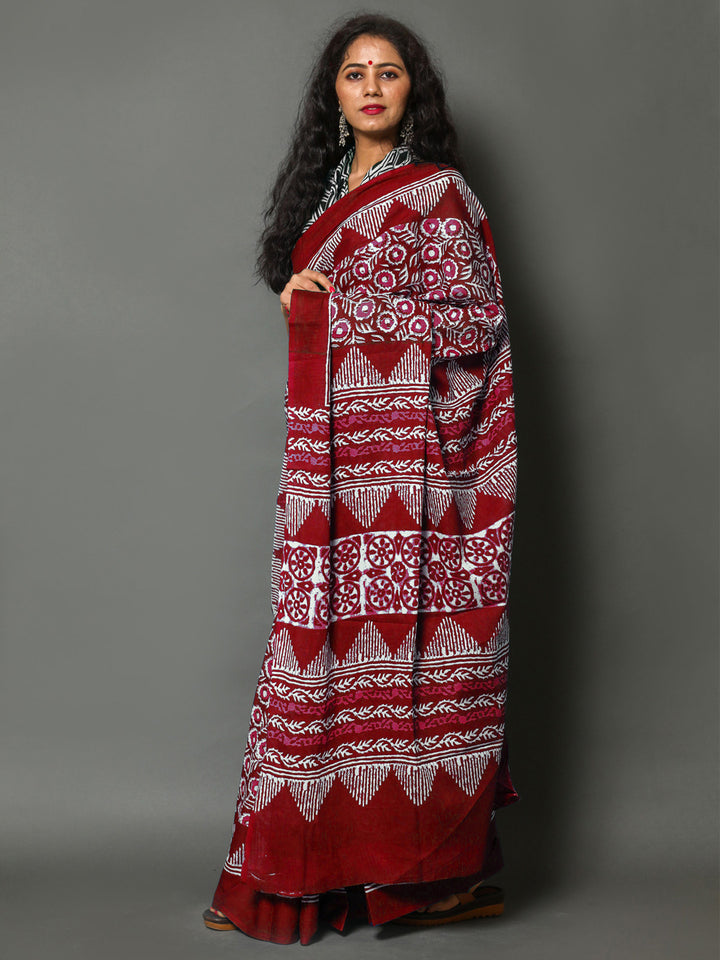 Buta Buti Red Colour Floral Printed Pure Cotton Saree