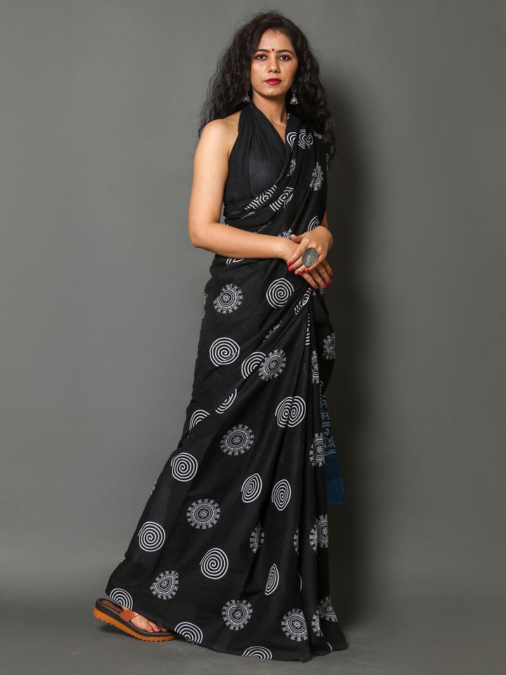 Buta Buti Black & Blue Ethnic Motifs Pure Cotton Fusion Saree