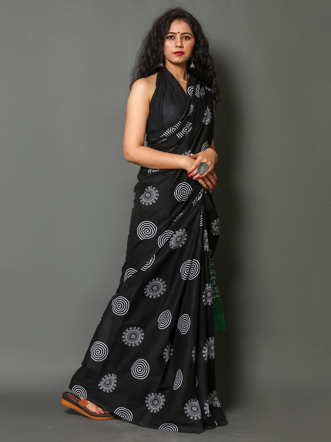 Buta Buti Green Colour Abstract Printed Pure Cotton Saree