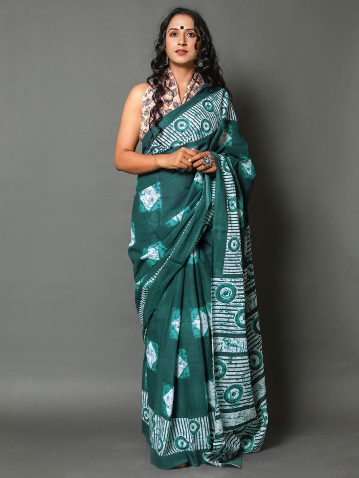 Buta Buti Green Colour Geometric Printed Pure Cotton Saree