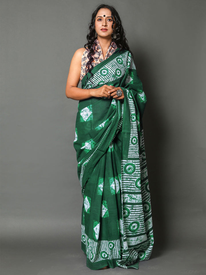 Buta Buti Green Colour Geometric Printed Pure Cotton Saree