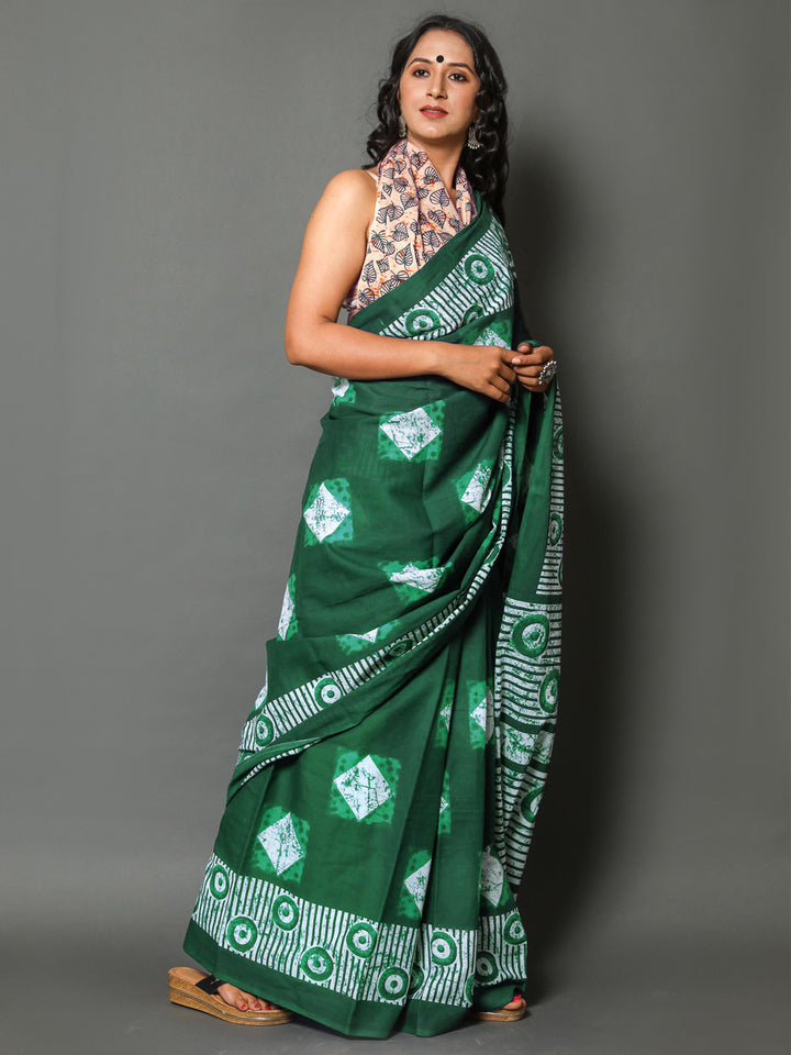 Buta Buti Green Colour Geometric Printed Pure Cotton Saree