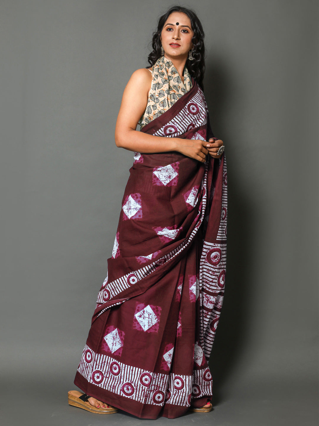 Buta Buti Maroon Colour Geometric Printed Pure Cotton Saree