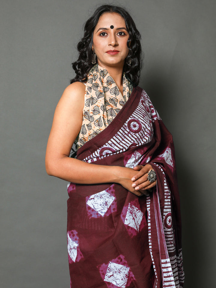 Buta Buti Maroon Colour Geometric Printed Pure Cotton Saree