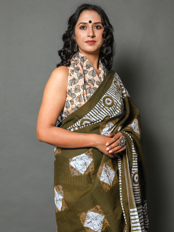 Buta Buti Olive Colour Geometric Printed Pure Cotton Saree