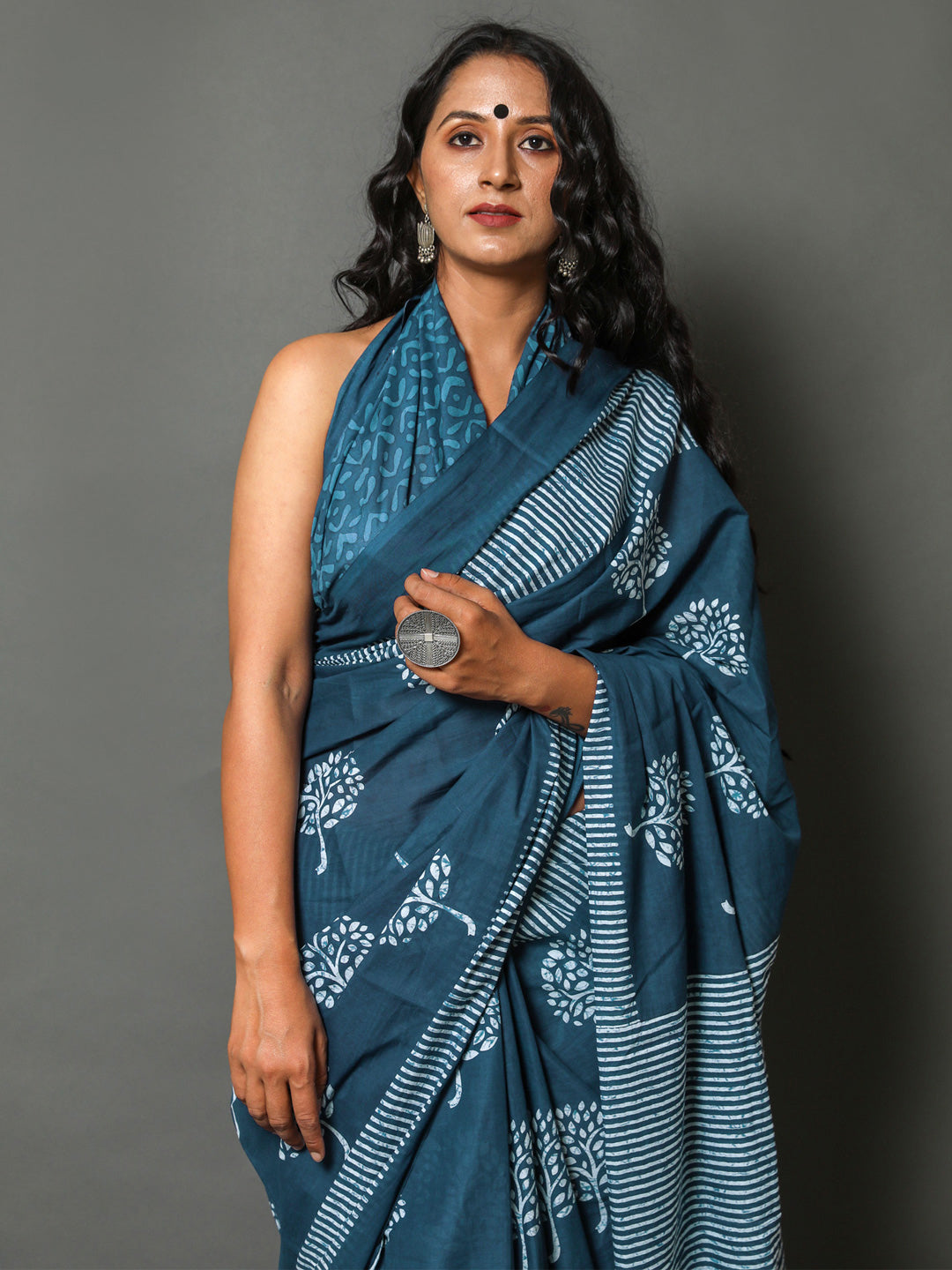 Buta Buti Blue Colour Floral Printed Pure Cotton Saree