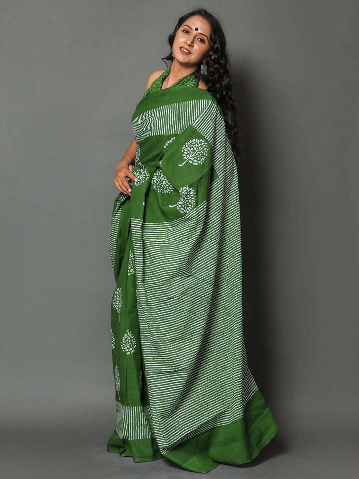 Buta Buti Green Colour Floral Printed Pure Cotton Saree