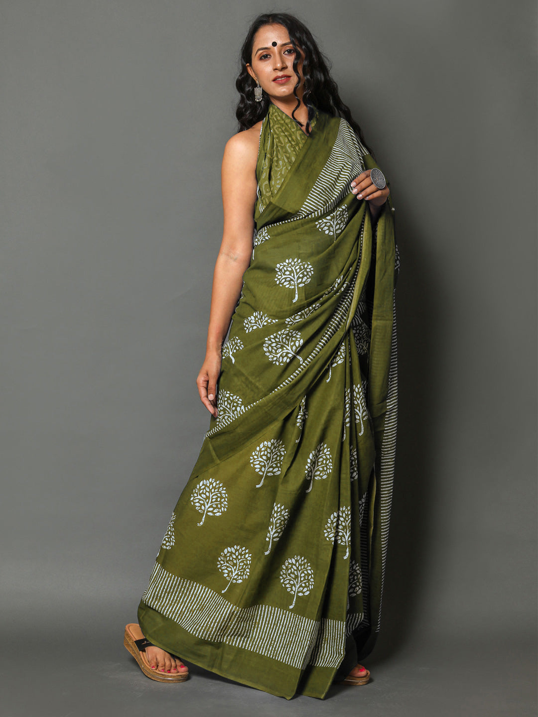 Buta Buti Olive Colour Floral Printed Pure Cotton Saree