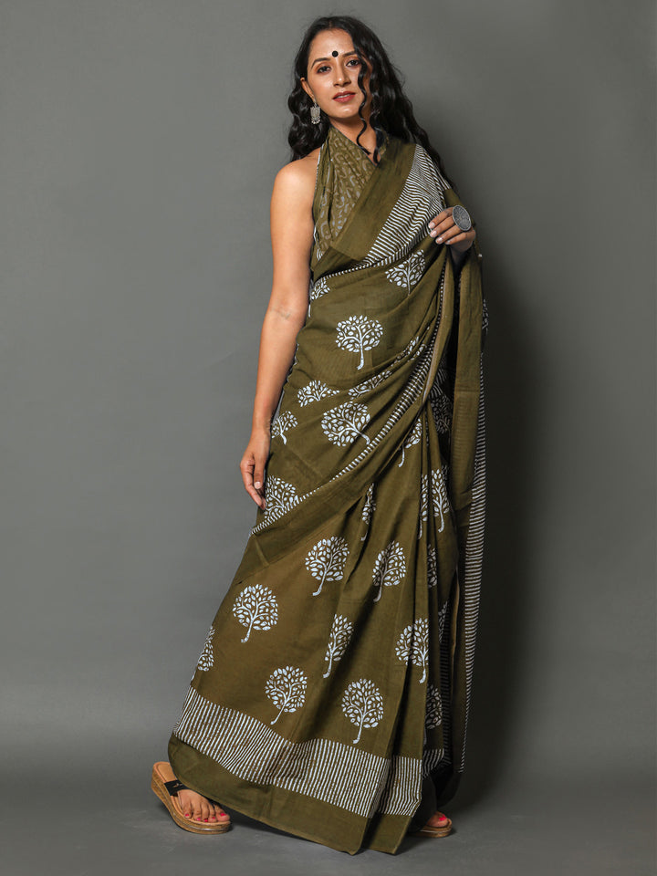 Buta Buti Brown Colour Floral Printed Pure Cotton Saree