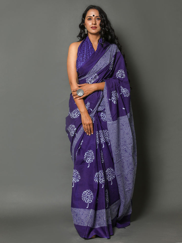 Buta Buti Navy Blue Colour Floral Printed Pure Cotton Saree