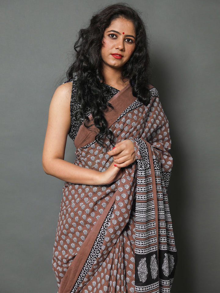 Buta Buti Rust Colour Floral Printed Pure Cotton Saree