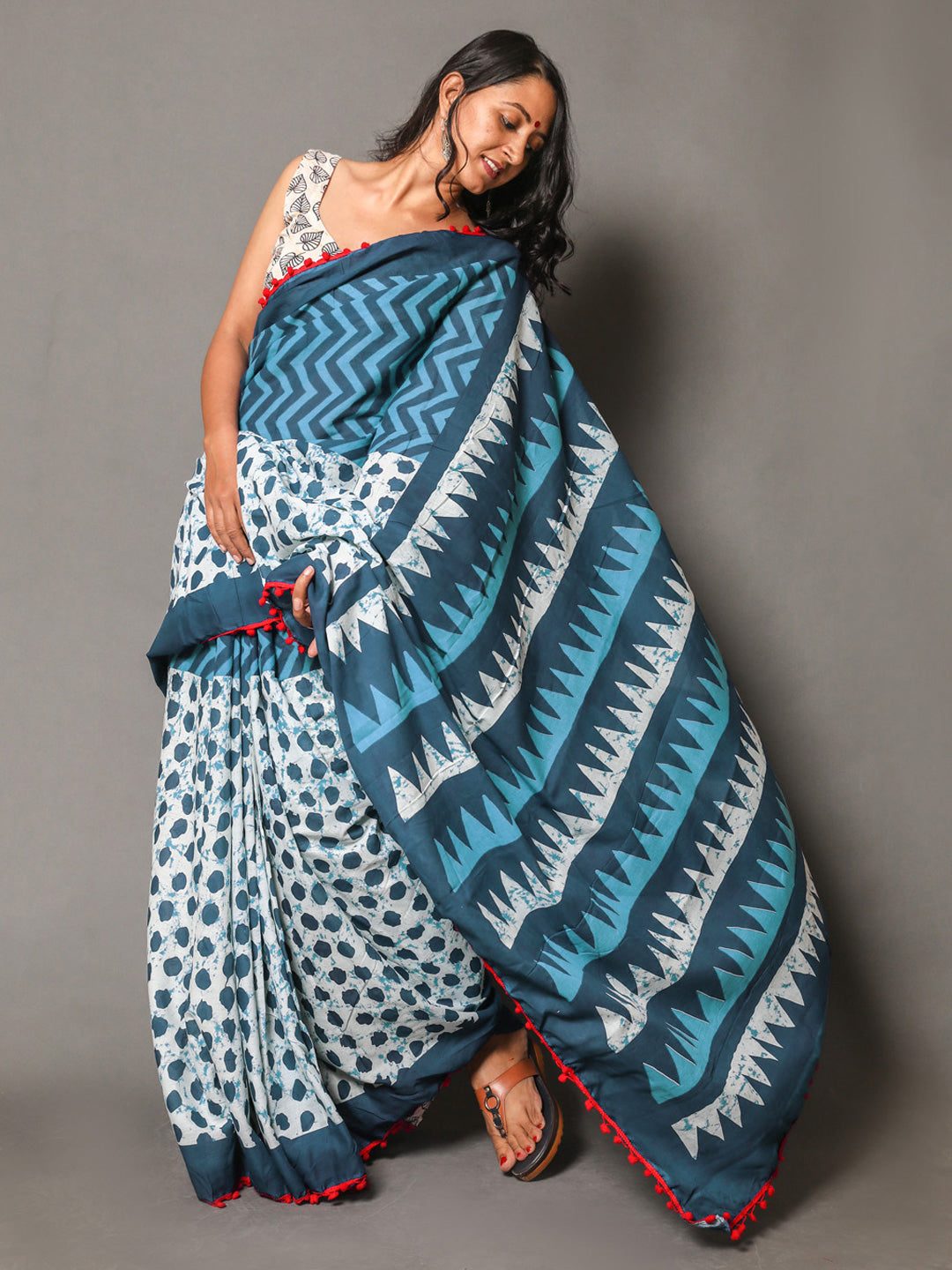 Buta Buti Blue Colour Geometric Printed Pure Cotton Saree