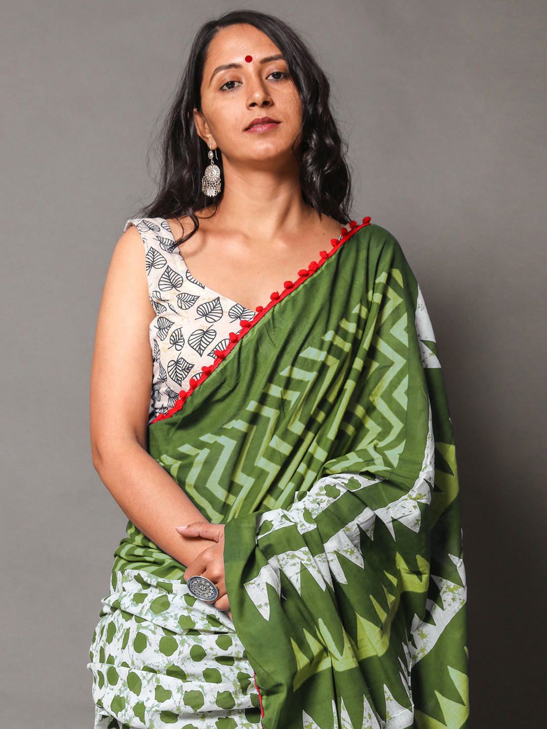 Buta Buti Olive Colour Geometric Printed Pure Cotton Saree