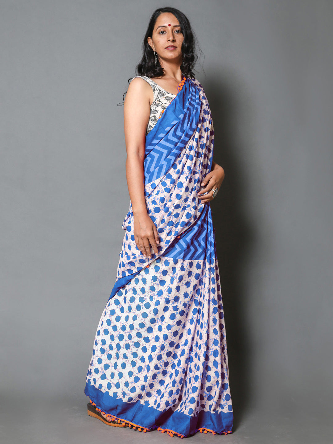 Buta Buti Blue Colour Geometric Printed Pure Cotton Saree