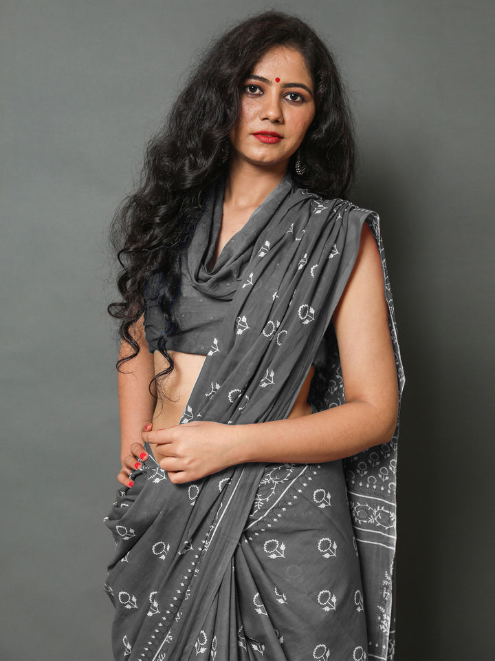 Buta Buti Grey Colour Floral Printed Pure Cotton Saree