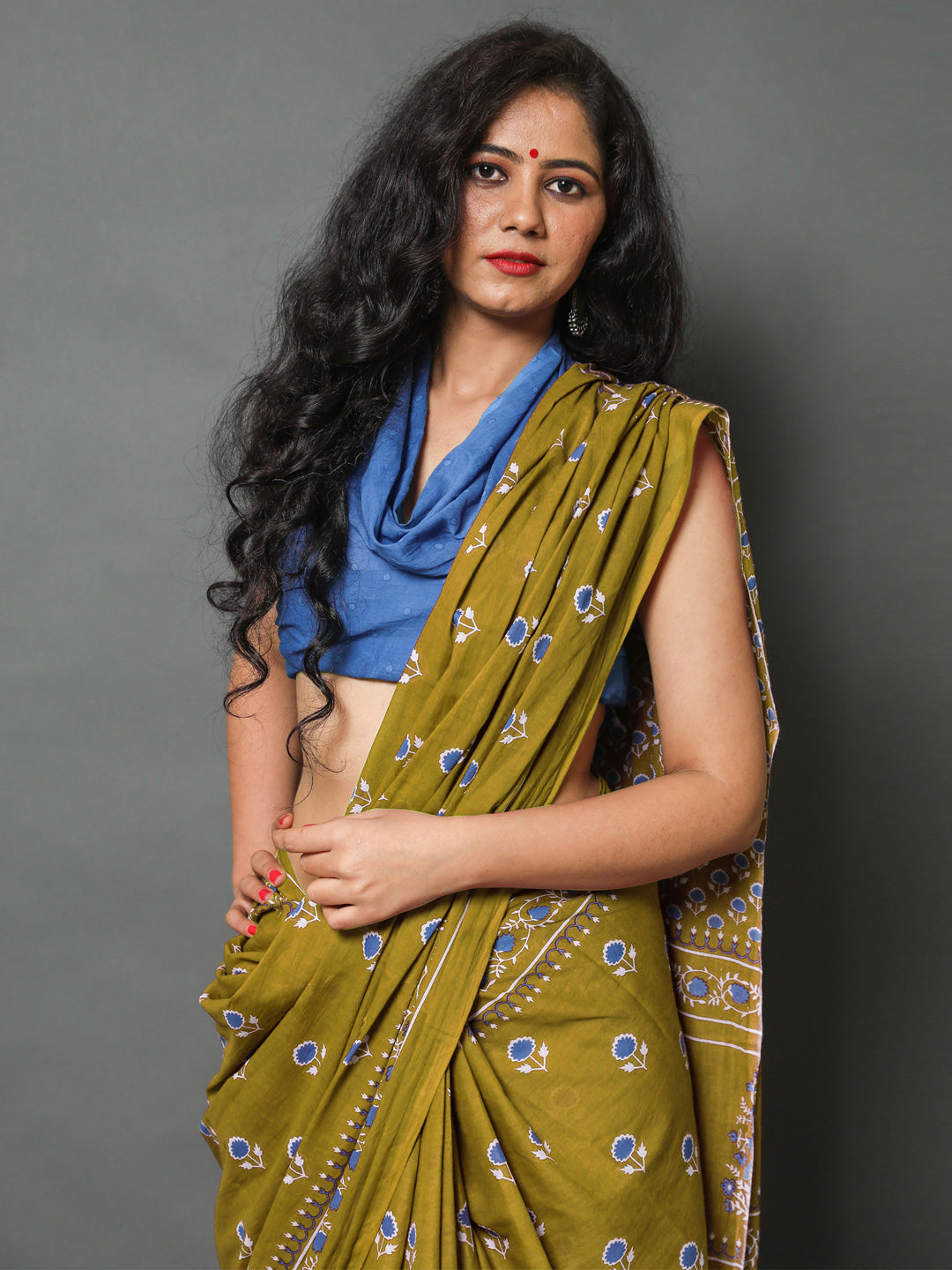 Buta Buti Olive Colour Floral Printed Pure Cotton Saree