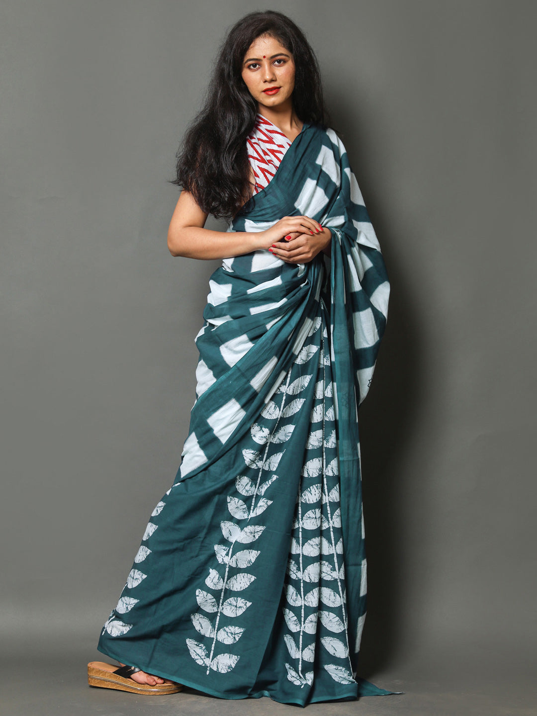 Buta Buti Sea Green Colour Floral Printed Pure Cotton Saree