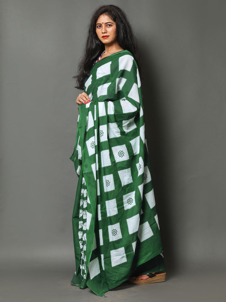 Buta Buti Green Colour Floral Printed Pure Cotton Saree