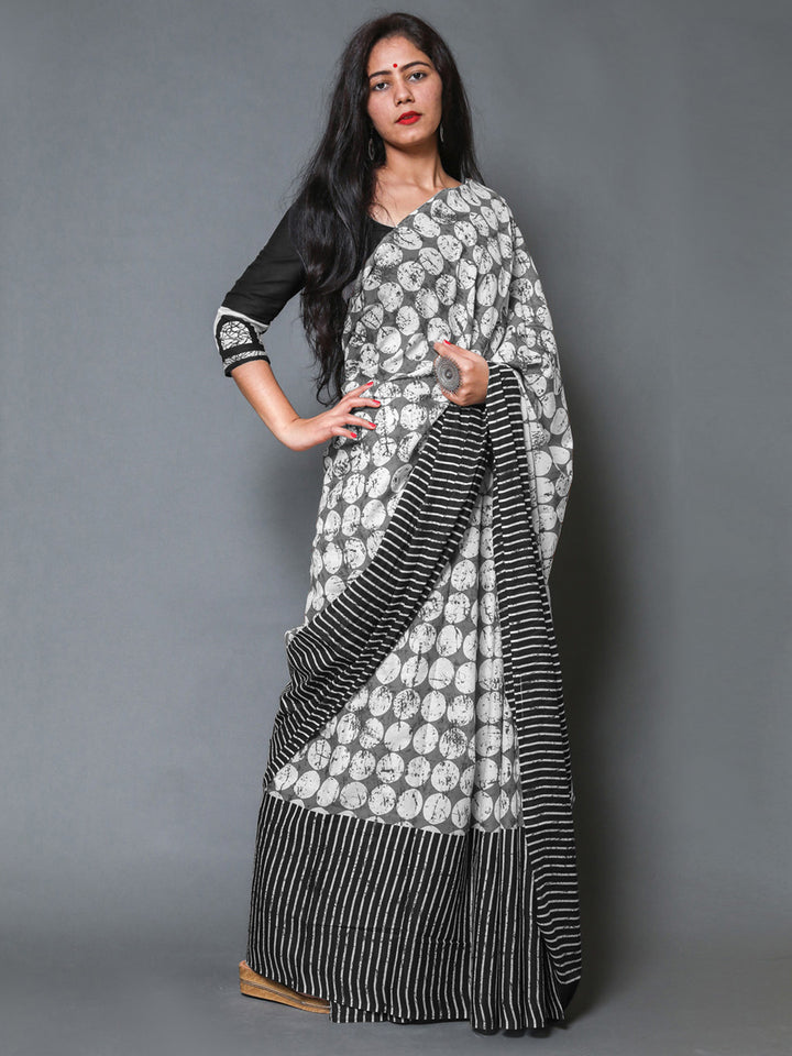 Buta Buti Grey Colour Geometric Printed Pure Cotton Saree