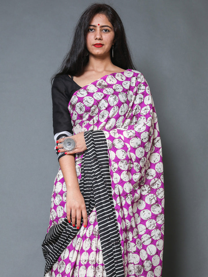 Buta Buti Pink Colour Geometric Printed Pure Cotton Saree