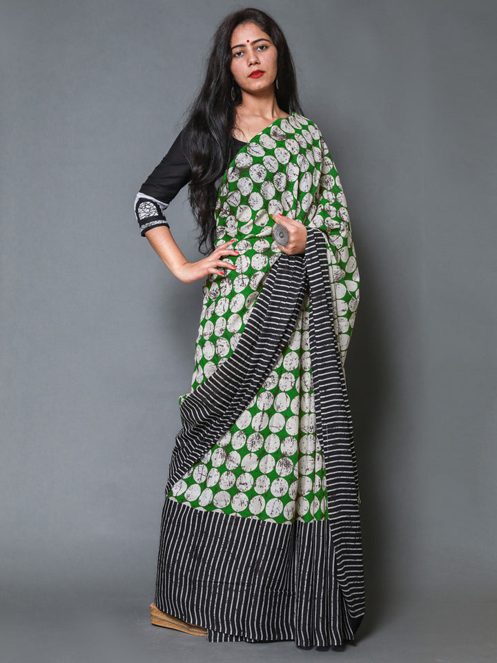 Buta Buti Green Colour Geometric Printed Pure Cotton Saree