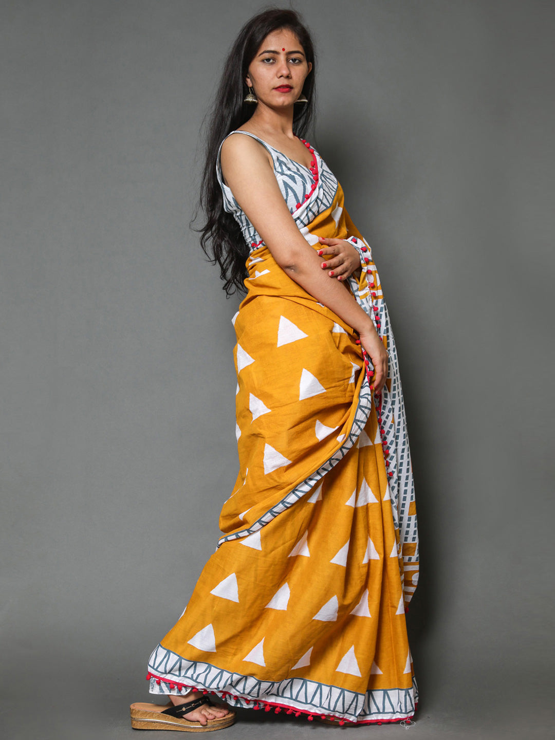 Buta Buti Mustard Colour Geometric Printed Pure Cotton Saree