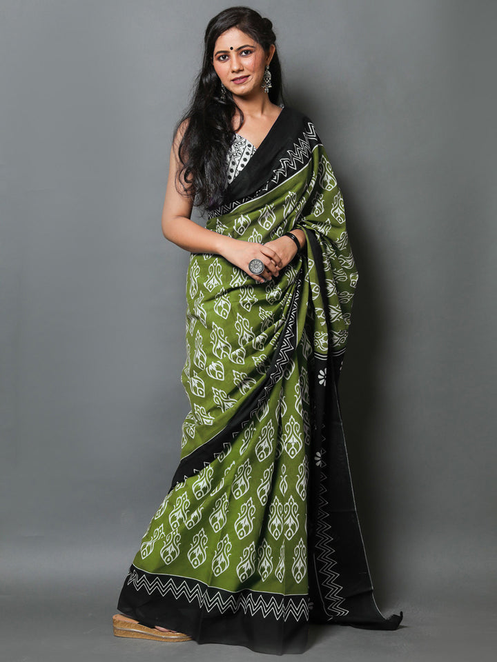 Buta Buti Green Colour Abstract Printed Pure Cotton Saree