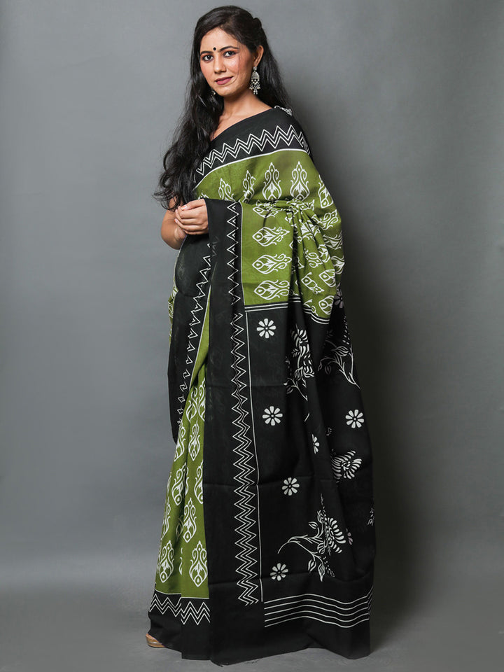 Buta Buti Green Colour Abstract Printed Pure Cotton Saree