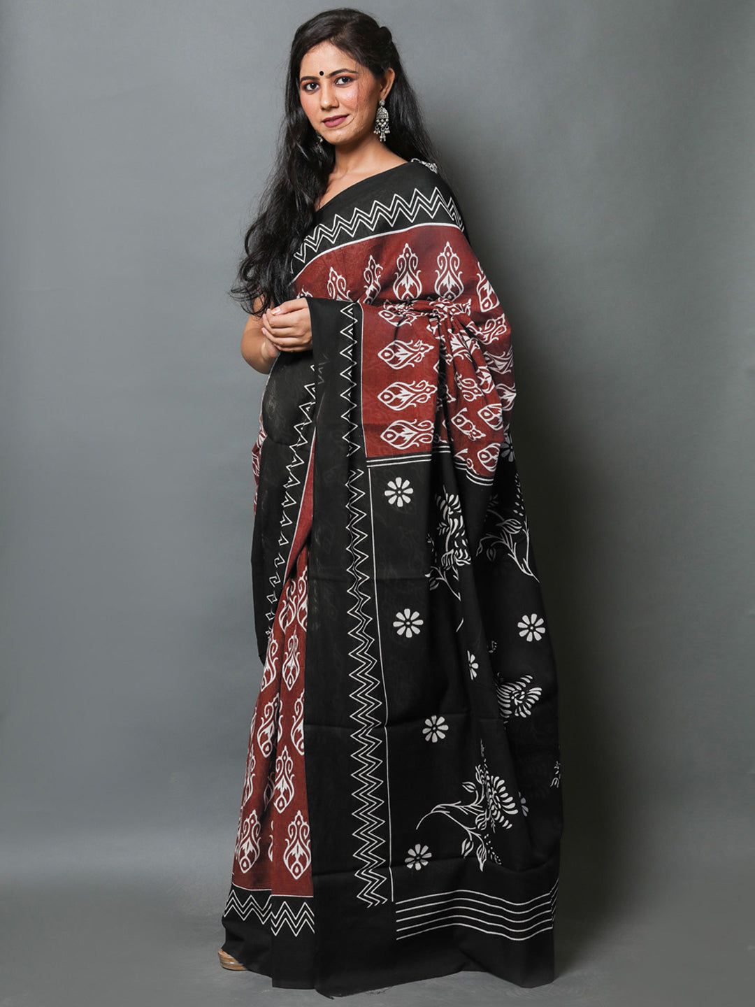 Buta Buti Maroon Colour Abstract Printed Pure Cotton Saree