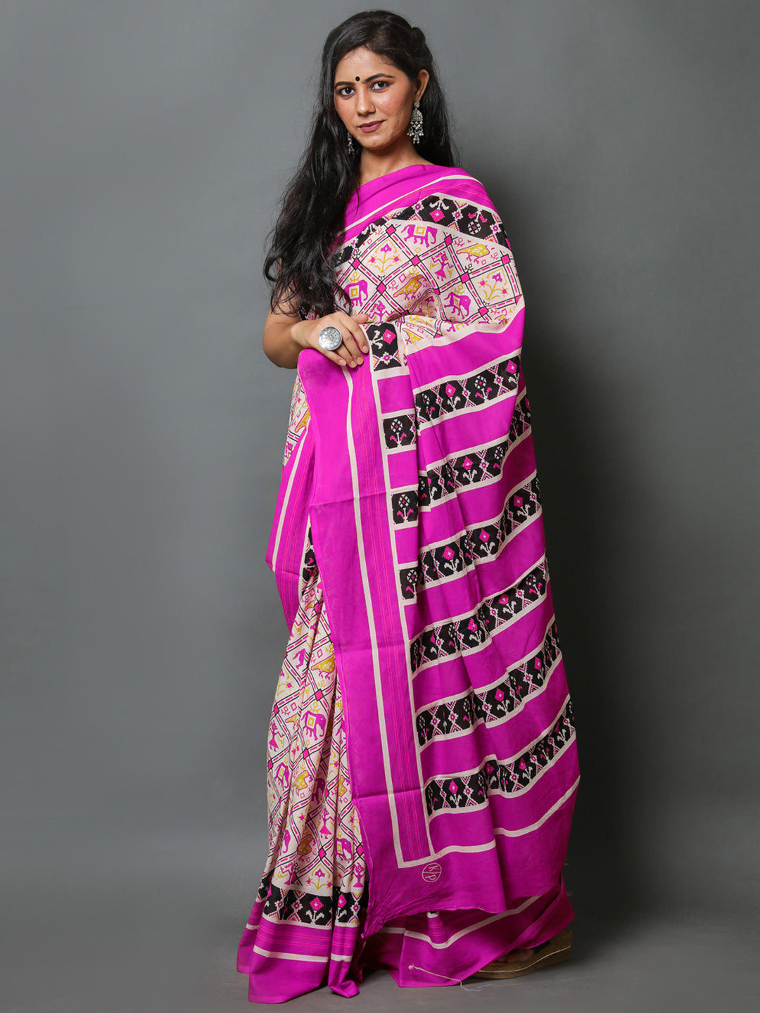 Buta Buti Pink Color Abstract Printed Pure Cotton Saree