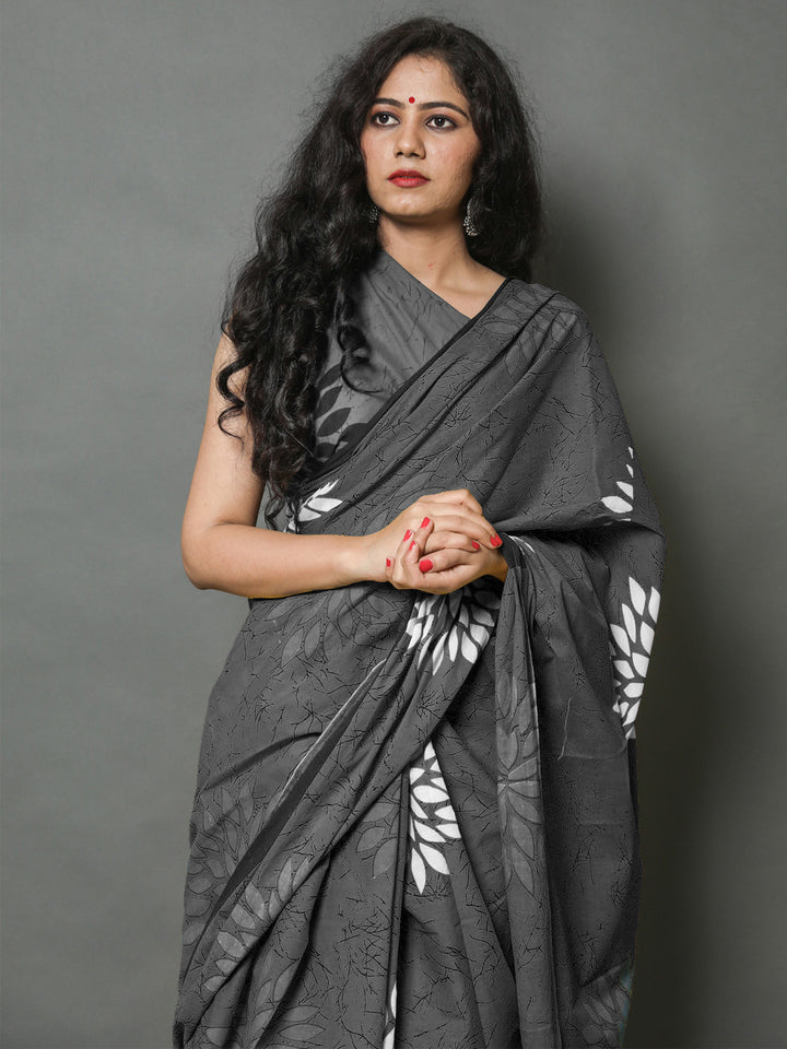 Buta Buti Black Color Floral Printed Pure Cotton Saree