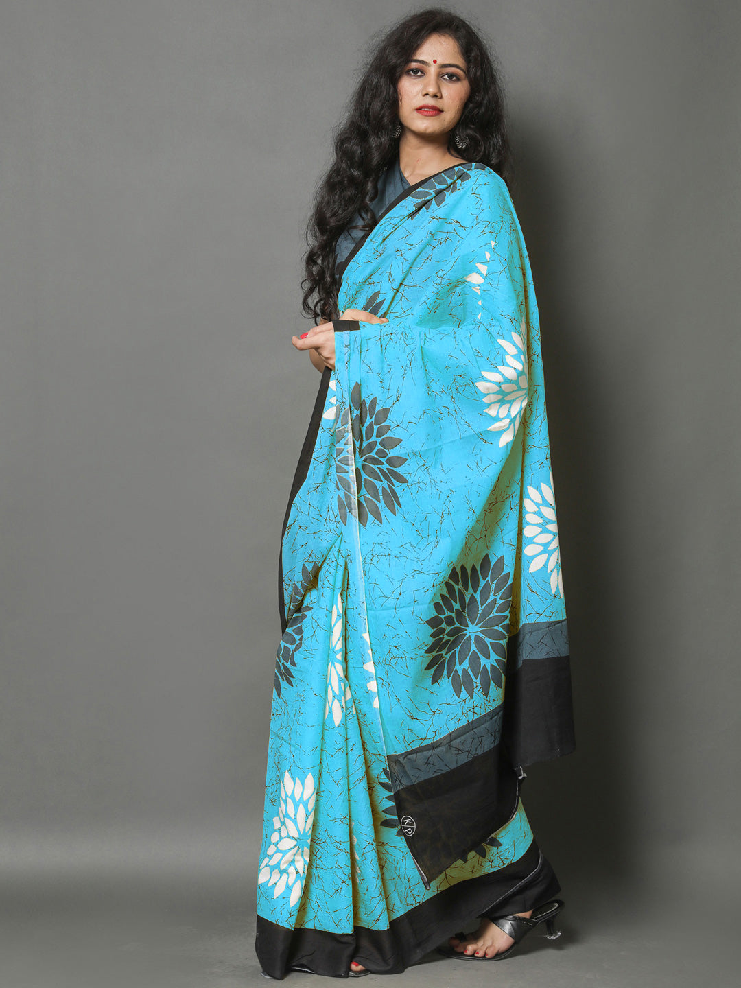 Buta Buti Blue Color Floral Printed Pure Cotton Saree