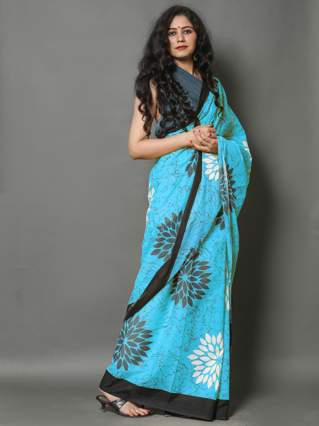 Buta Buti Blue Color Floral Printed Pure Cotton Saree