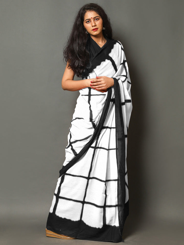 Buta Buti White Color Checked Printed Pure Cotton Saree