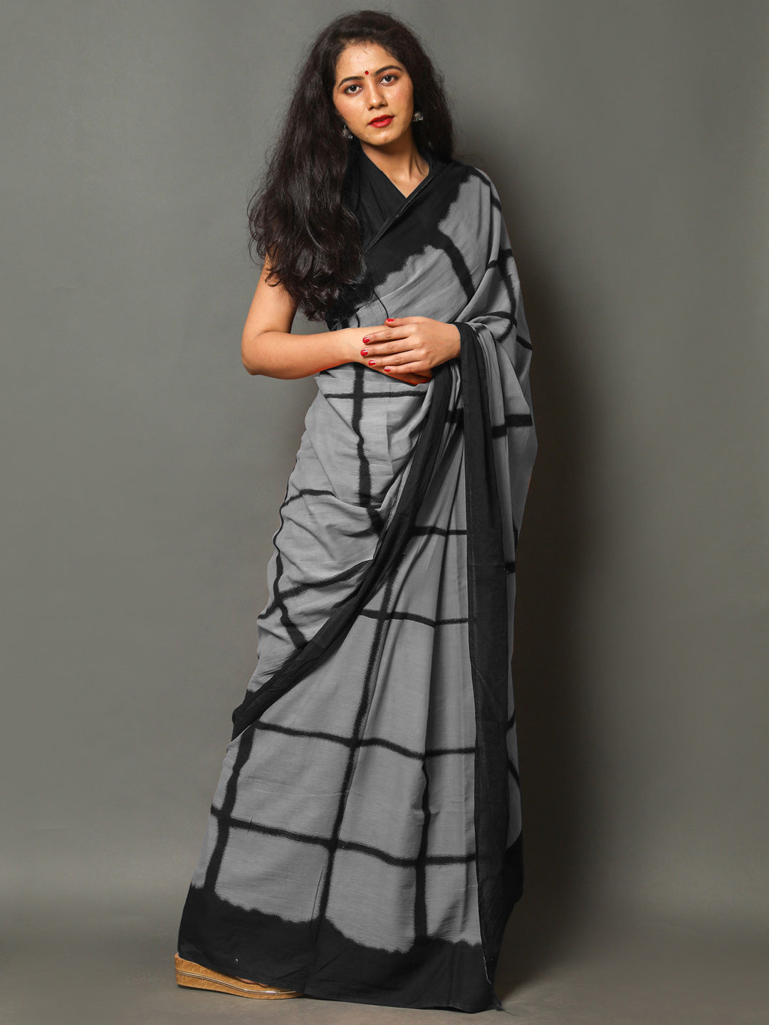 Buta Buti Grey Color Checked Printed Pure Cotton Saree