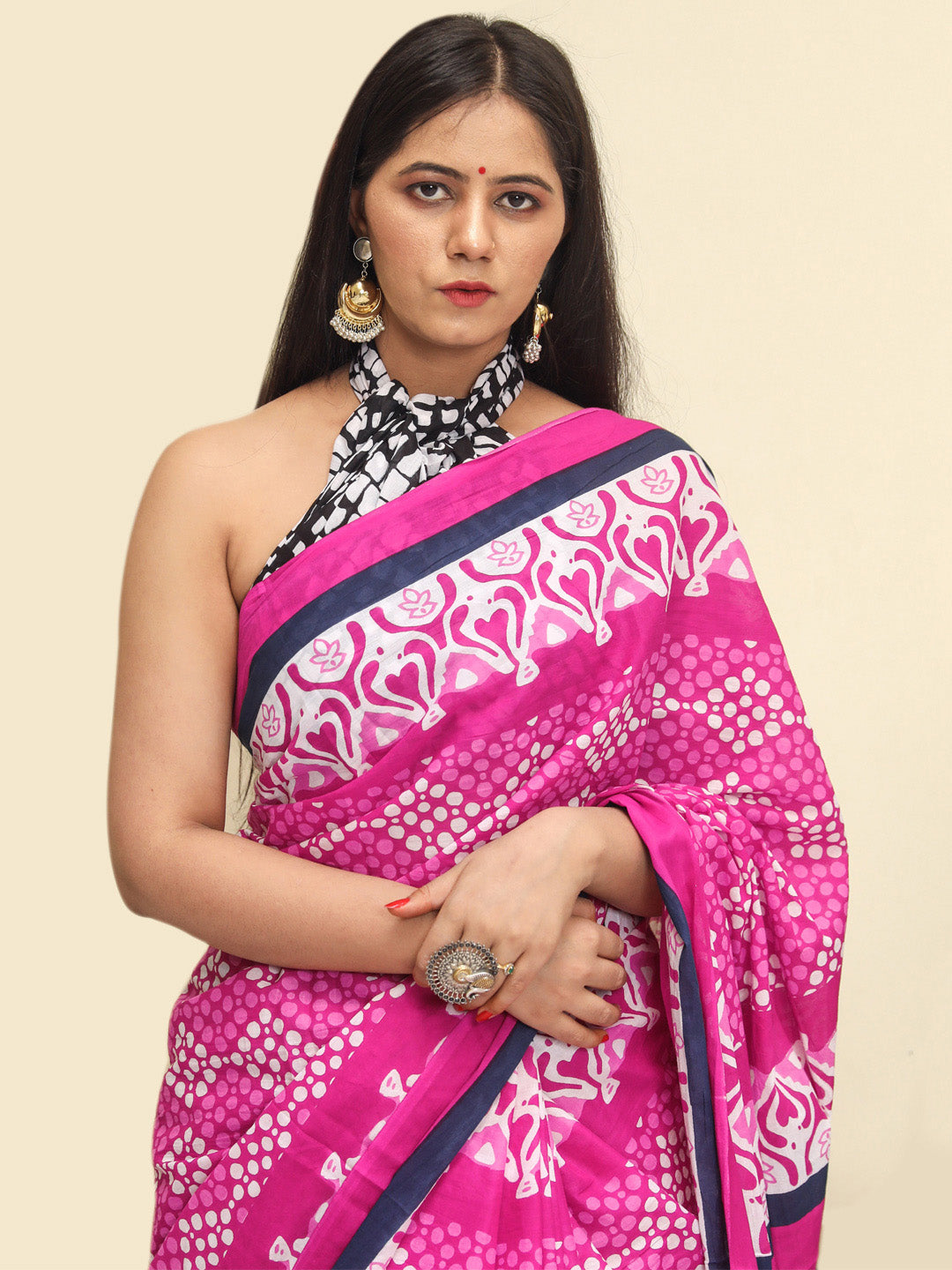 Buta Buti Pink Color Abstract Printed Pure Cotton Saree