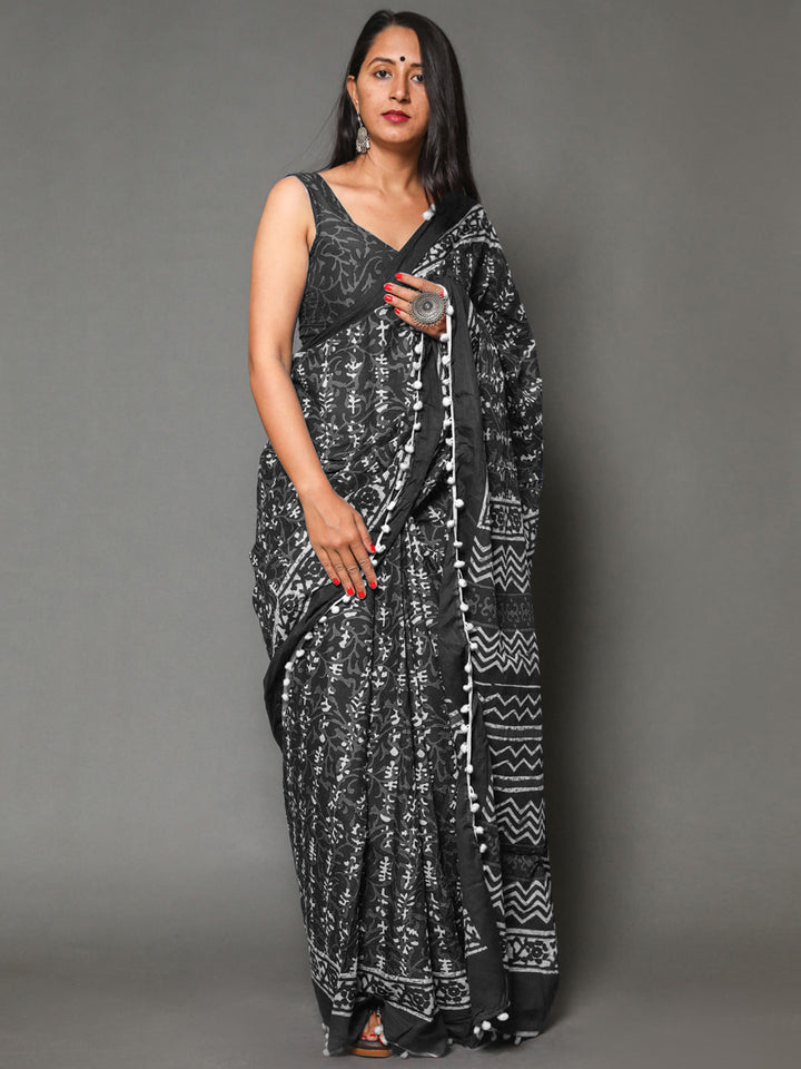 Buta Buti Black Color Floral Printed Pure Cotton Saree