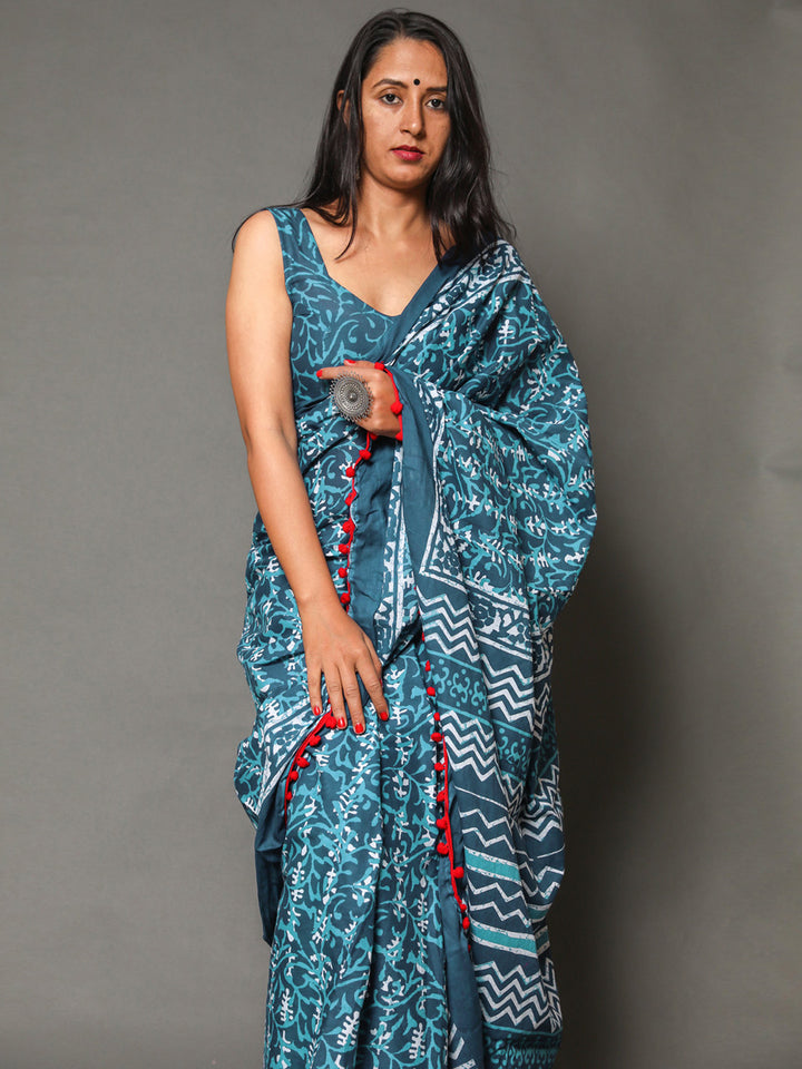 Buta Buti Sea Green Color Floral Printed Pure Cotton Saree