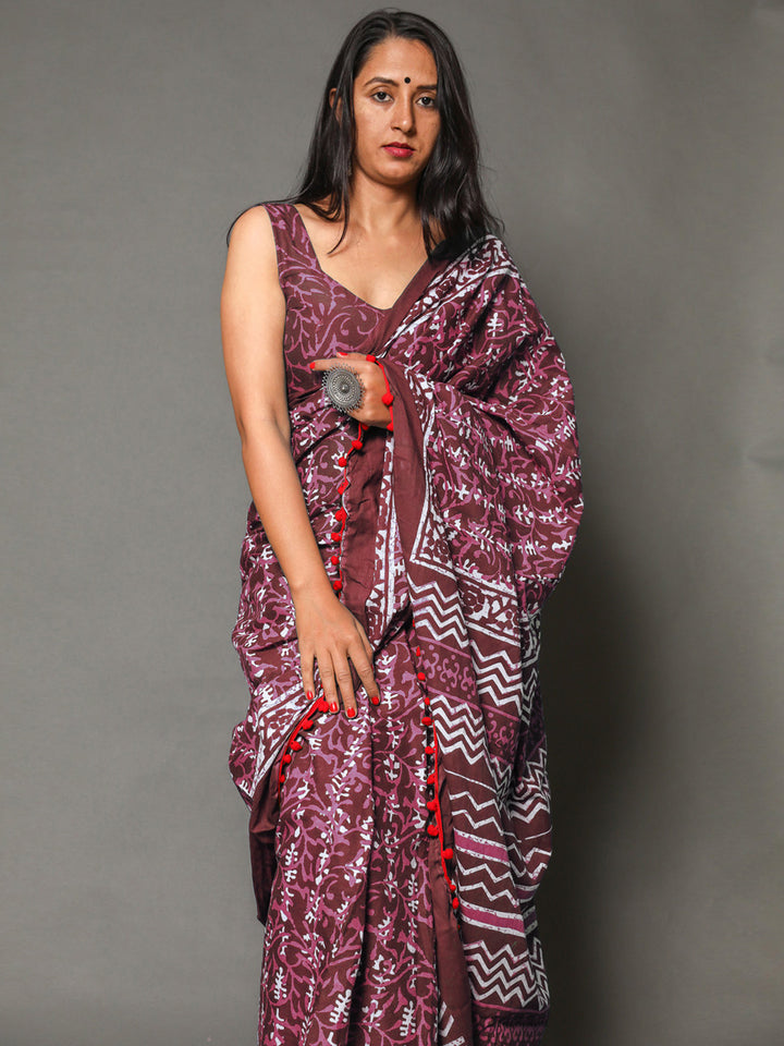 Buta Buti Maroon Color Floral Printed Pure Cotton Saree