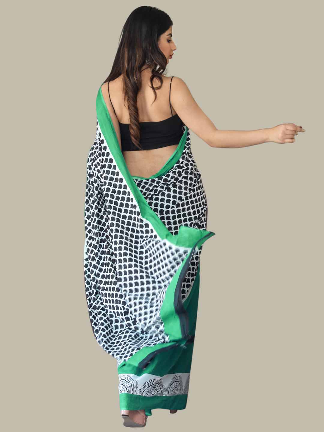 Buta Buti Green Color Printed Pure Cotton Saree