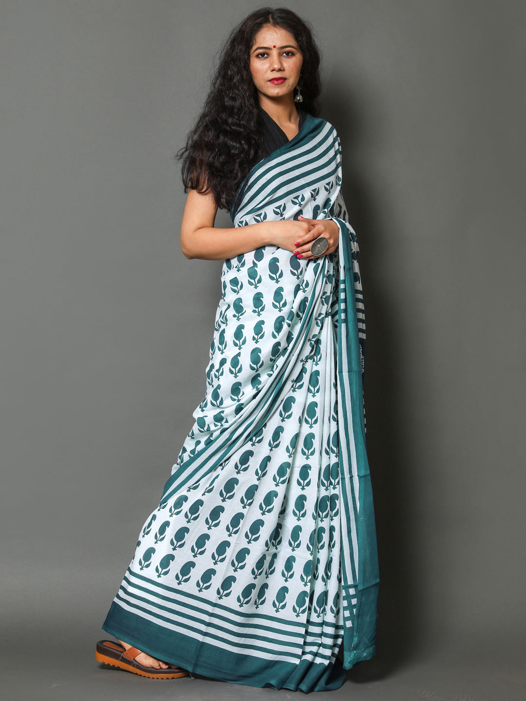 Buta Buti Sea Green Color Printed Pure Cotton Saree