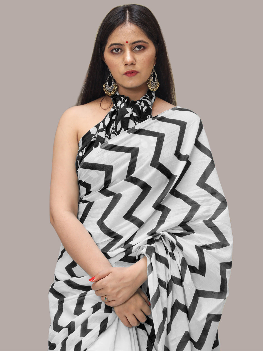 Buta Buti Black Color Printed Pure Cotton Saree