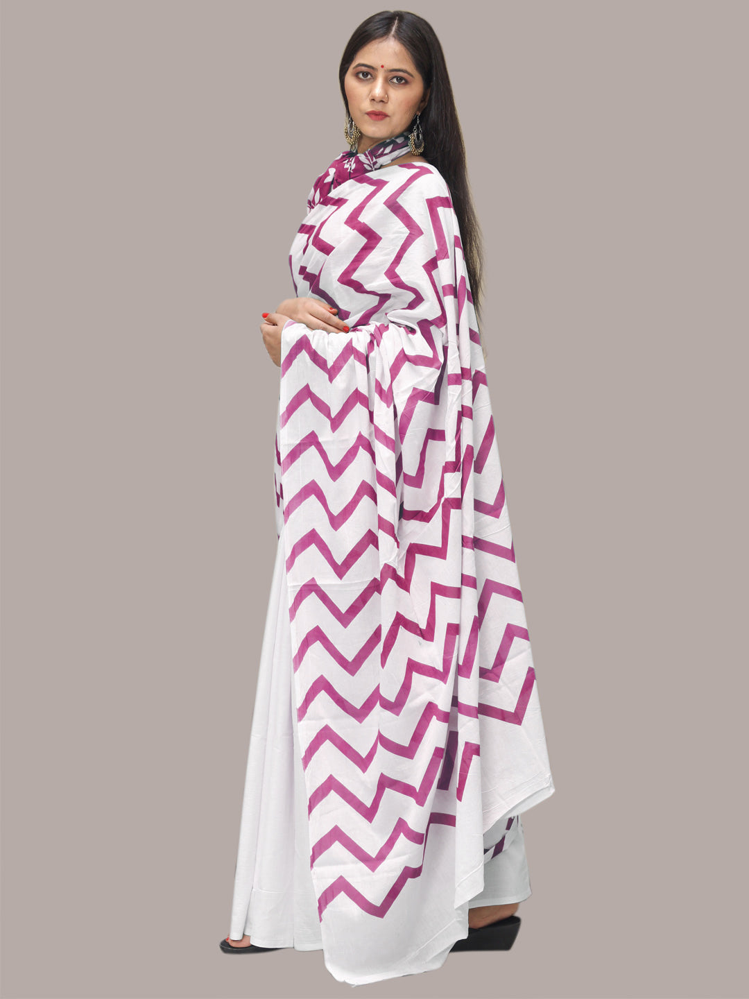 Buta Buti Pink Color Printed Pure Cotton Saree